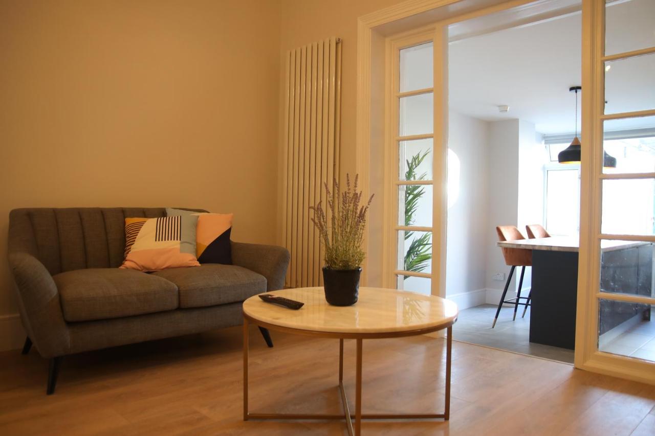 Crawford House- Scholarlee Living Apartments Cork Luaran gambar